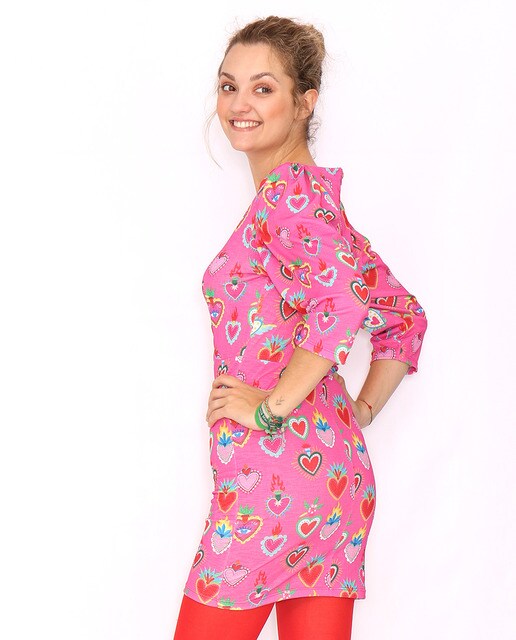Vestido de decote à barco estampado rosa