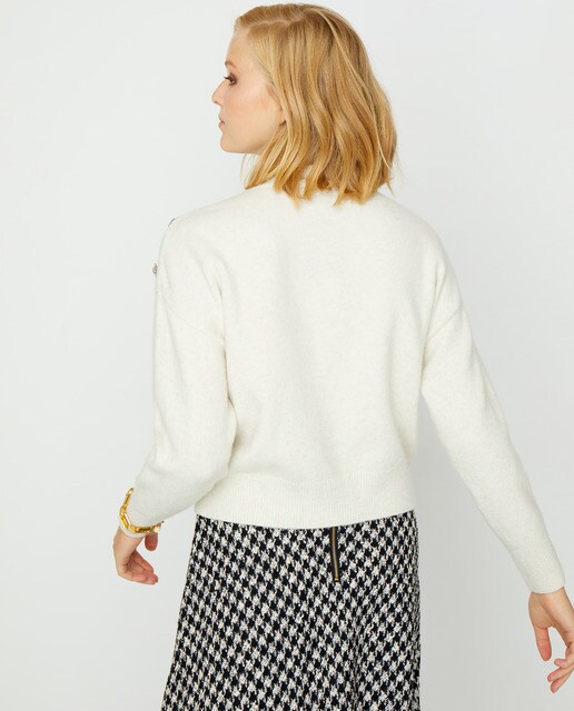 Jersey de mujer con botones joya y cuello perkins