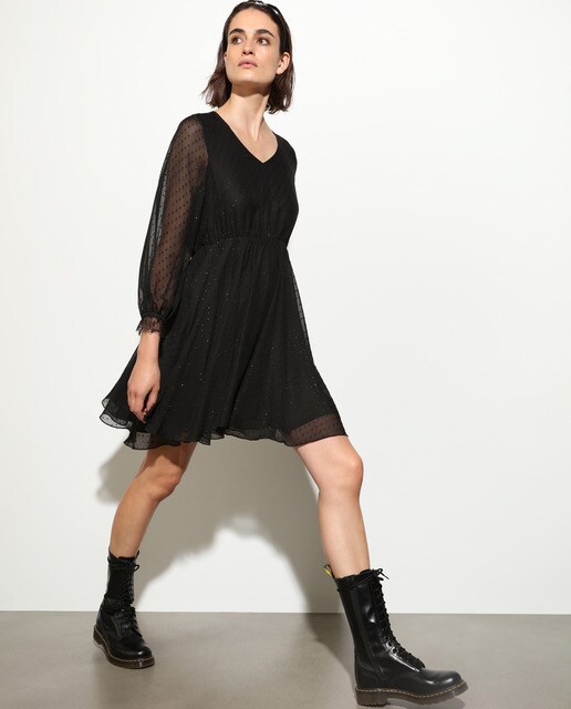 Vestido de fiesta con plumeti