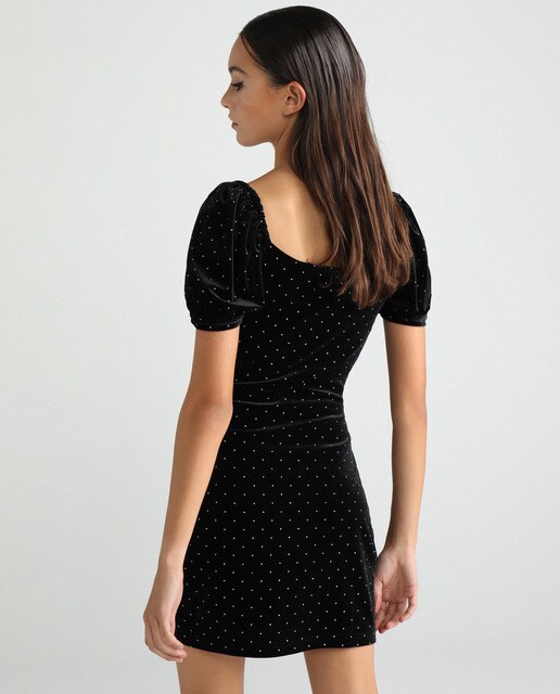 Vestido de veludo com strass
