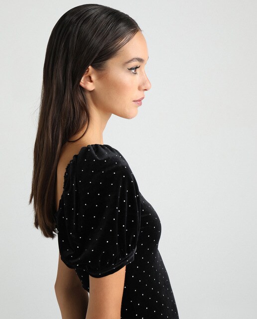 Vestido de veludo com strass