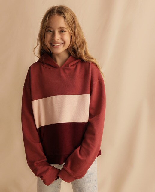 Sweatshirt tricolor com capuz