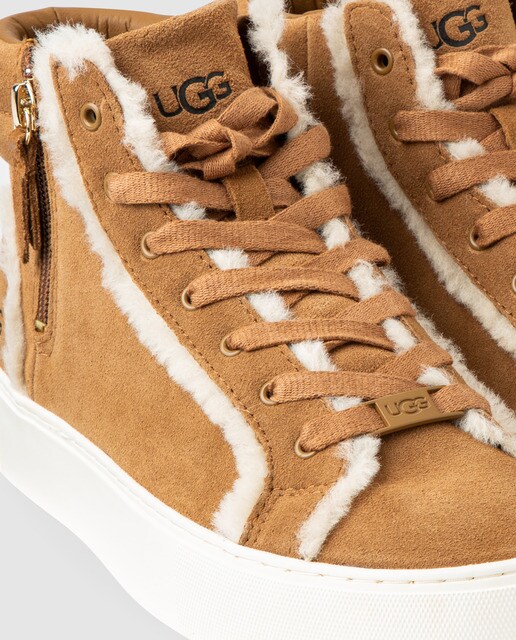 Zapatillas de mujer de piel Ugg de color marrón con cordones