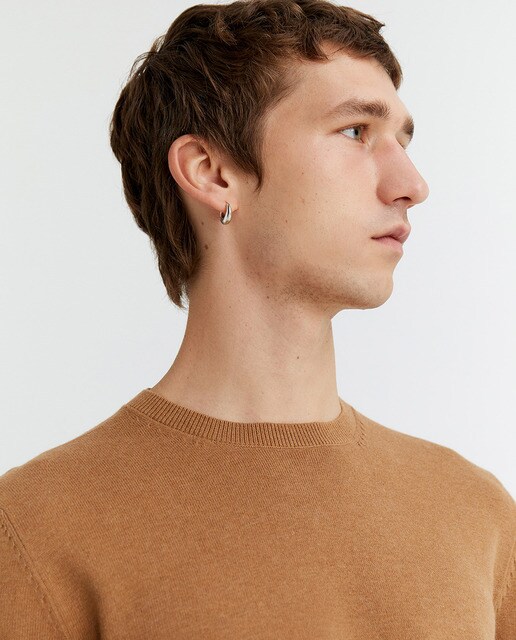 Jersey de hombre camel con cuello caja