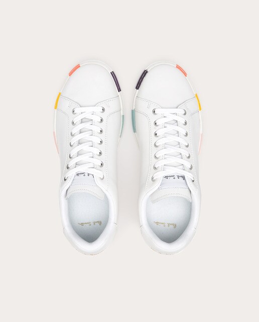 Sneakers en blanco