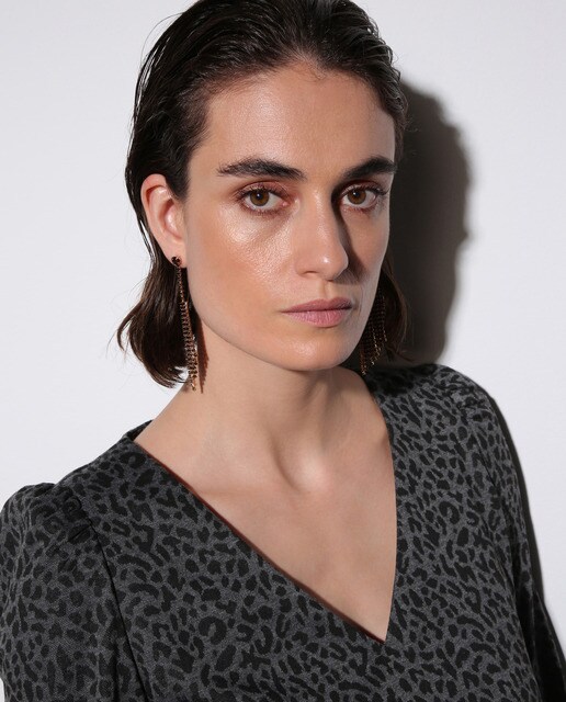 Vestido curto de malha jacquard com animal print de leopardo