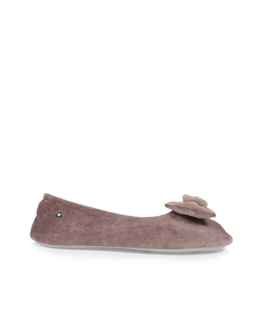 Pantufas rosa com adorno de laço e pompom