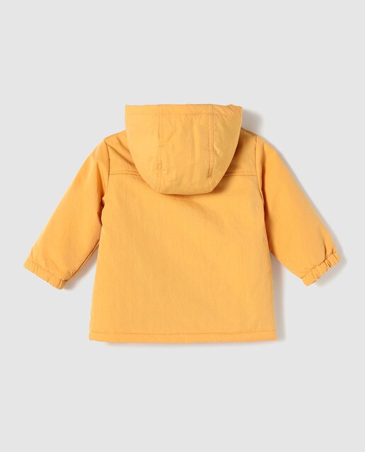 Parka de bebé niño amarilla con capucha