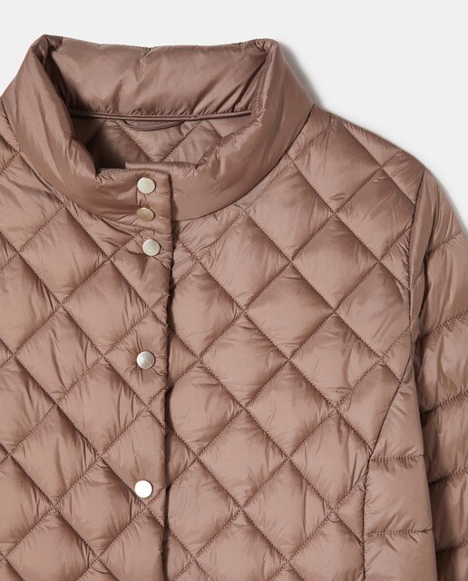 Parka corta acolchado combinado