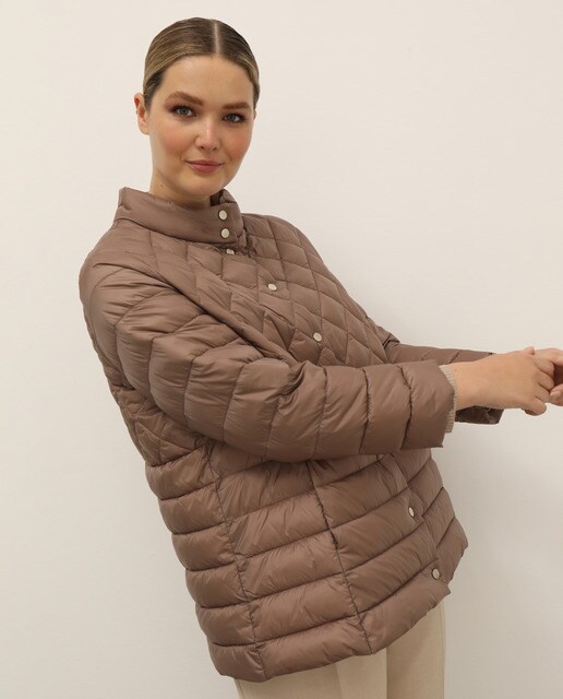 Parka corta acolchado combinado