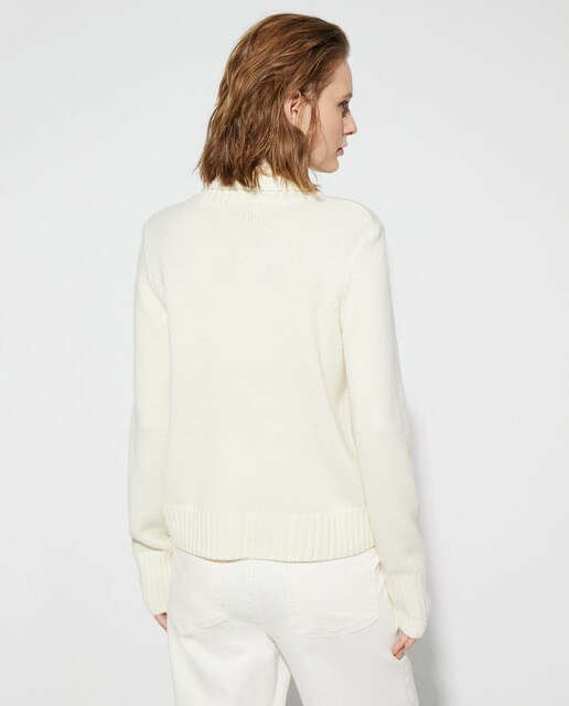 Jersey de mujer cuello cisne básico