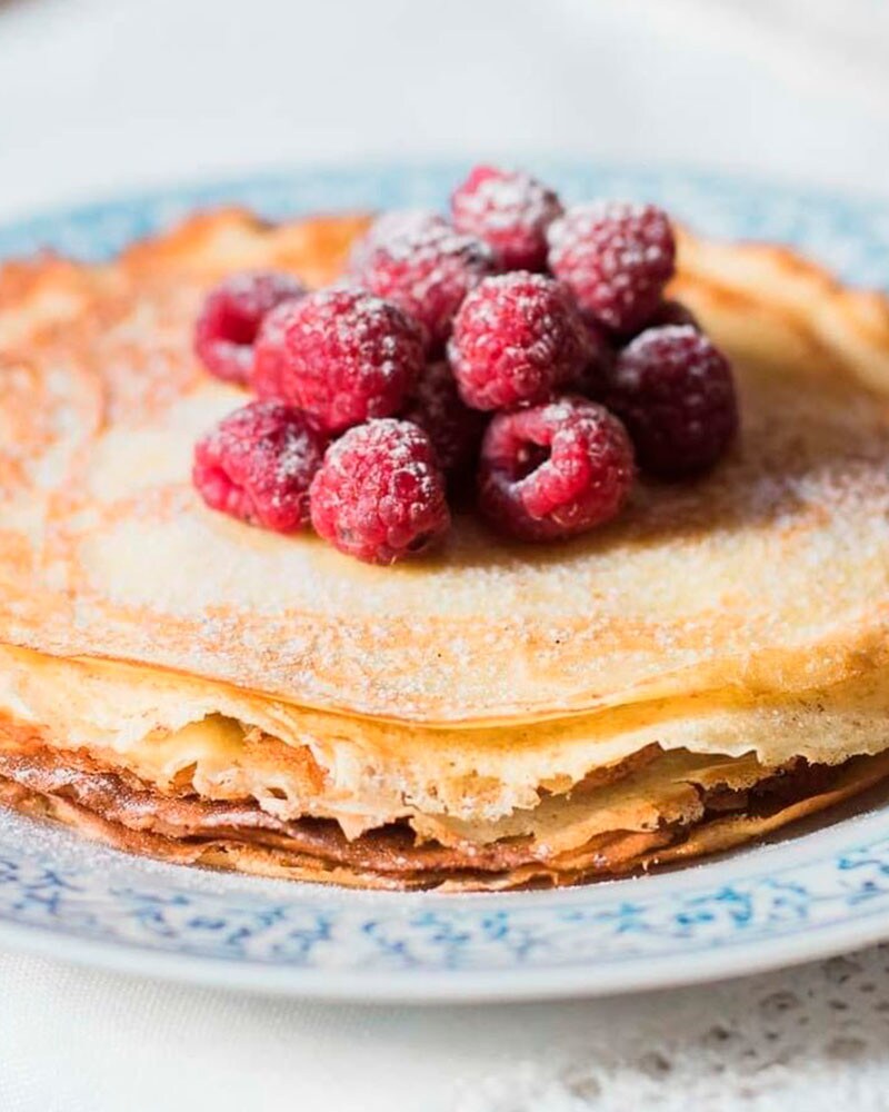 Crepes com Framboesas Crepes com Framboesas