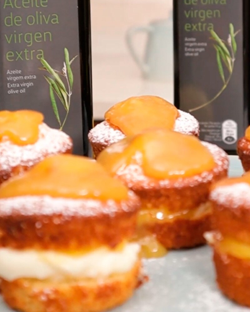 Queques de Limão e Azeite com Mascarpone e Curd de Limão Queques de Limão e Azeite com Mascarpone e Curd de Limão