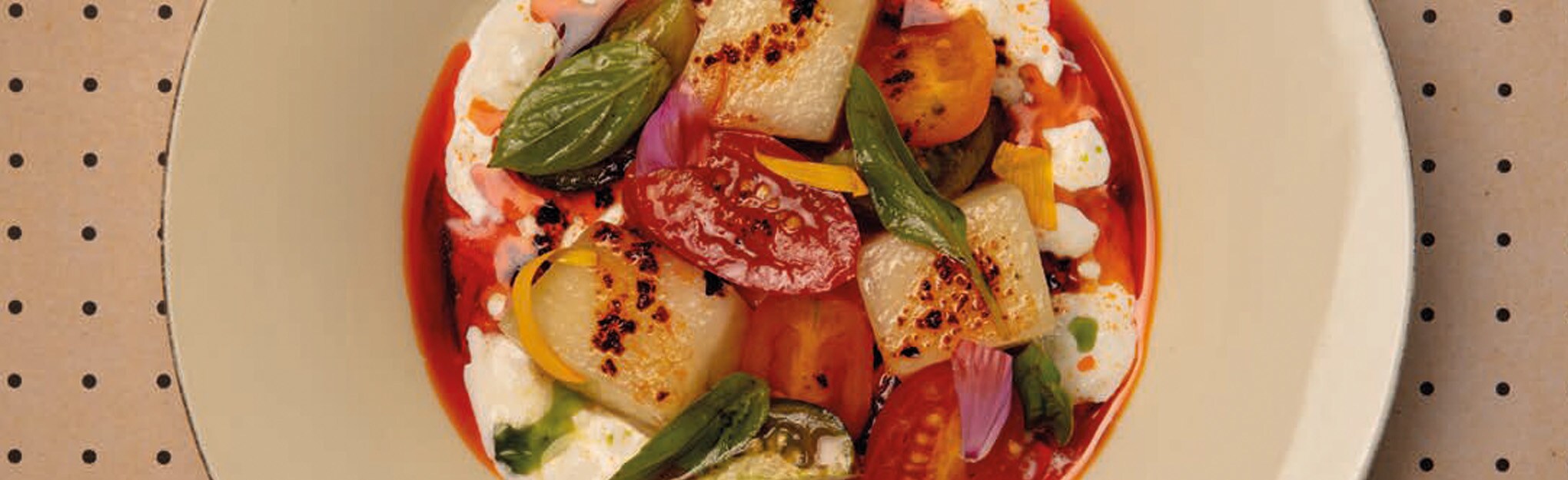 Stracciatella com Tomates e Chilli Crisp Stracciatella com Tomates e Chilli Crisp