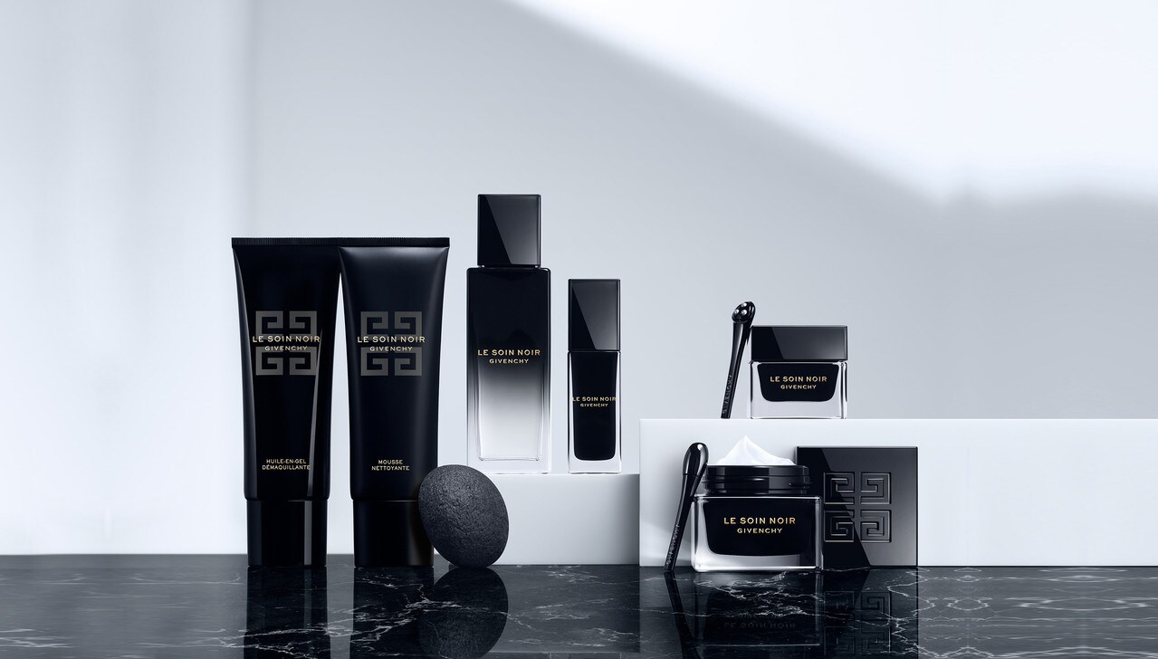 Descubra a linha Le Soin Noir da marca Givenchy Descubra a linha Le Soin Noir da marca Givenchy
