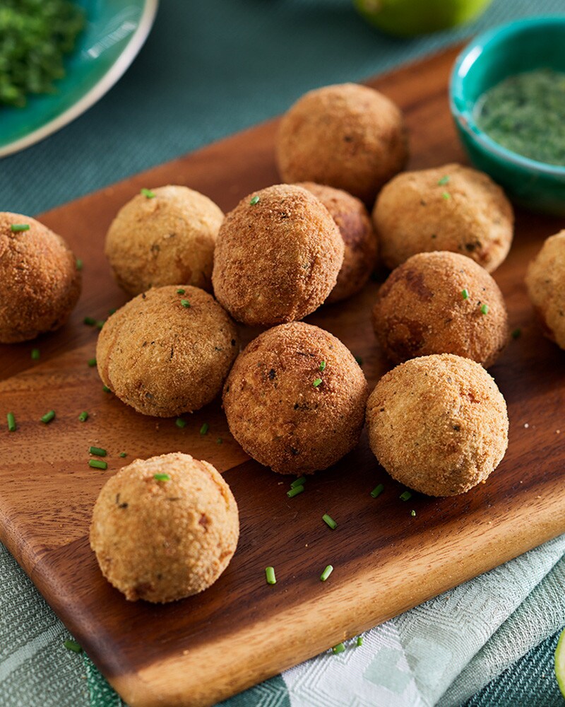 Marranitas Croquetas de Banana e Torresmos Marranitas Croquetas de Banana e Torresmos