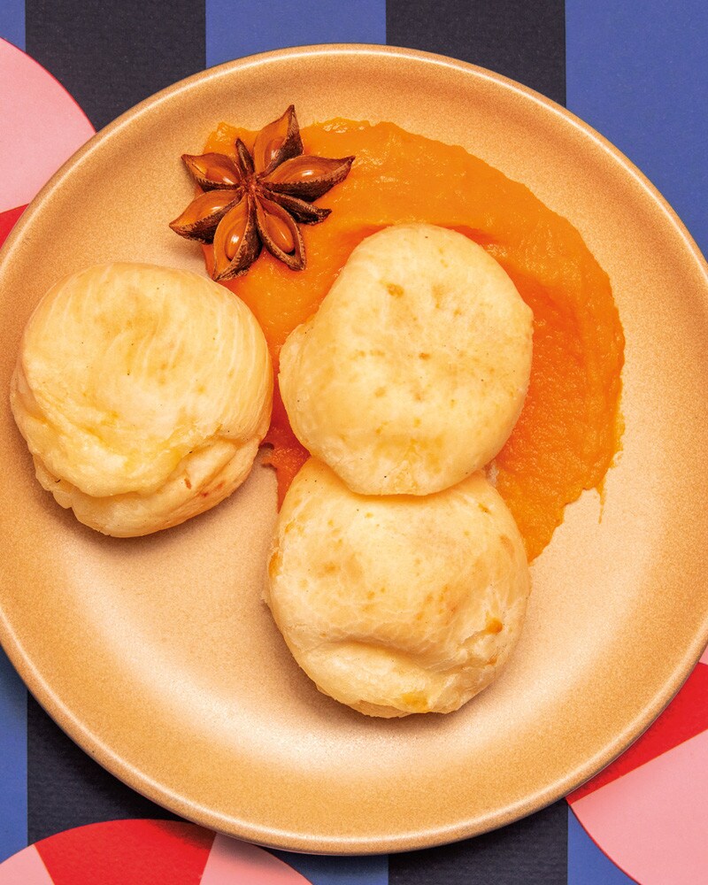 Pão de Queijo da Serra Creme de Abóbora e Anis Pão de Queijo da Serra Creme de Abóbora e Anis