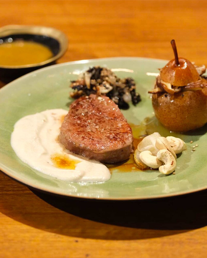 Bife do Lombo com Três Texturas de Pera Bife do Lombo com Três Texturas de Pera