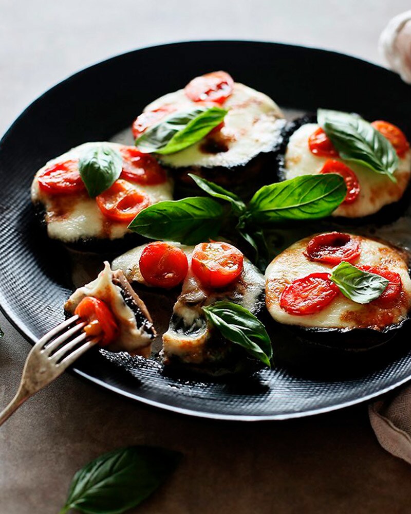 Cogumelos e Caprese Cogumelos e Caprese