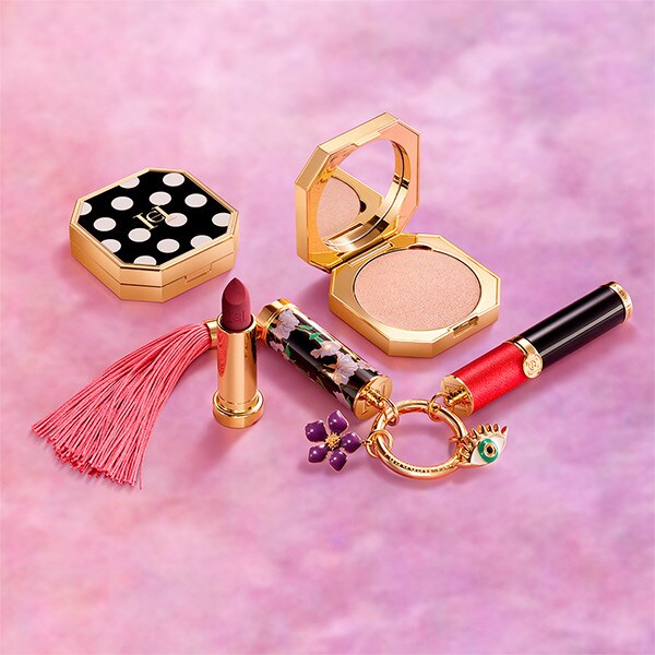 MAQUILLAJE MAQUILLAJE