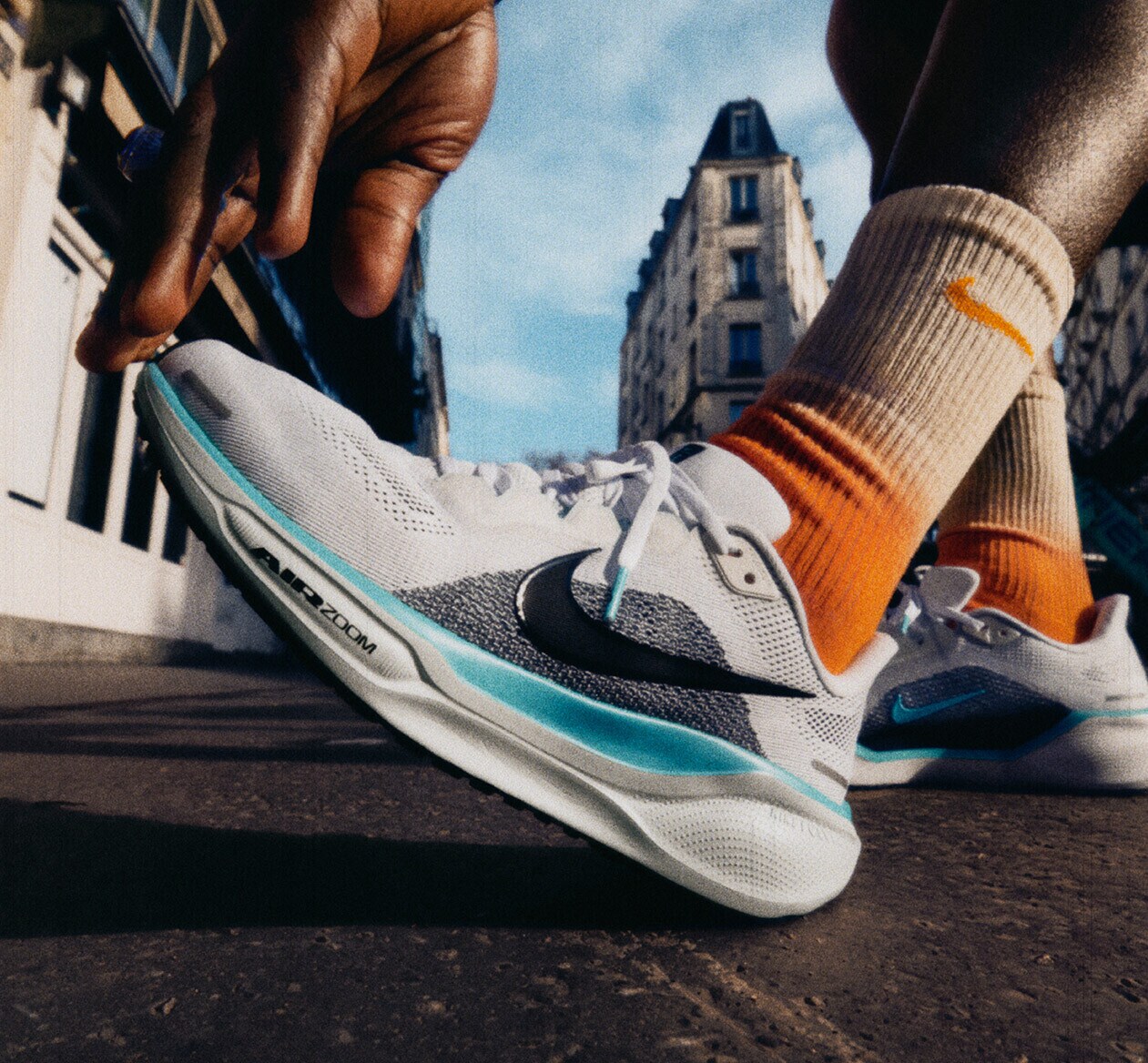 NIKE NIKE