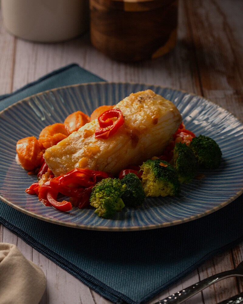Bacalhau Confitado com Pastéis de Esmagada de Batata-Doce e Abóbora Bacalhau Confitado com Pastéis de Esmagada de Batata-Doce e Abóbora