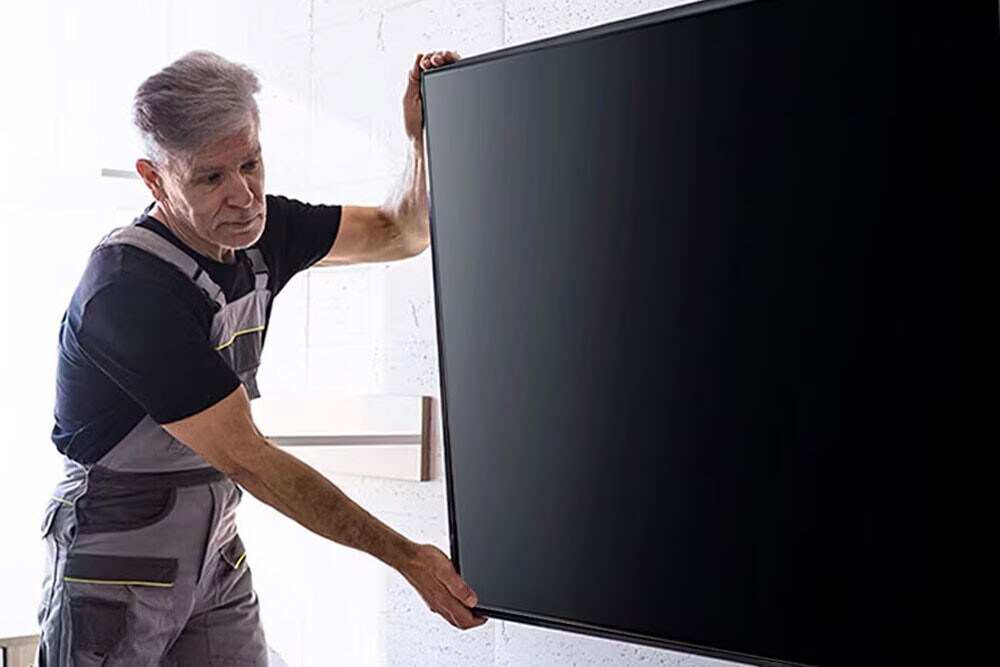 INSTALACIÓN EN PARED TV INSTALACIÓN EN PARED TV