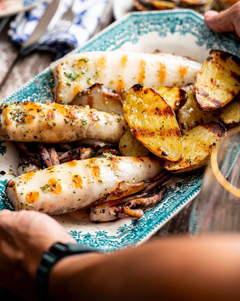 Lulas com molho de alho e salsa e amêijoas à Bulhão Pato Lulas com molho de alho e salsa e amêijoas à Bulhão Pato