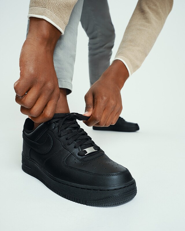 Editorial Sneaker Room Editorial Sneaker Room