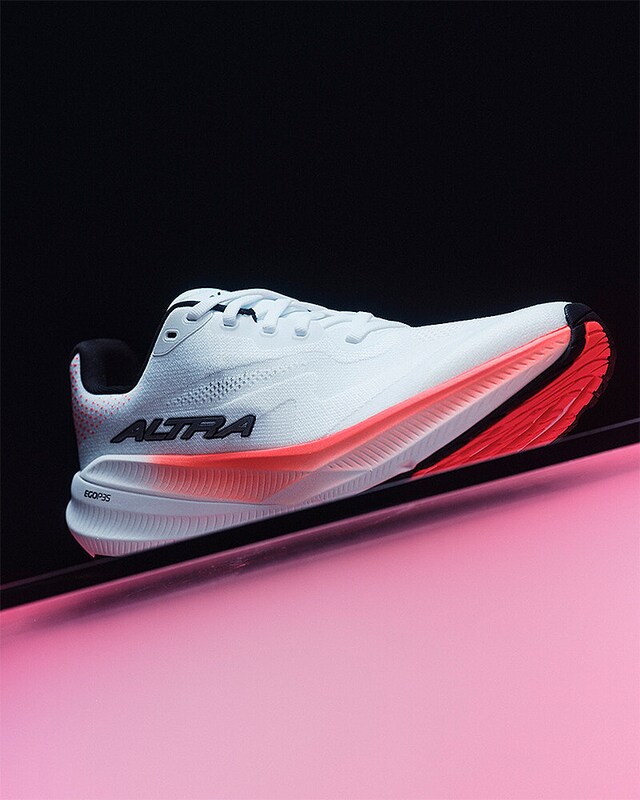 ALTRA · Experience Flow 3 ALTRA · Experience Flow 3