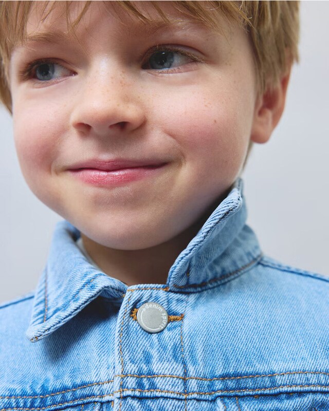 Veja a seleção de Denim para menino em Moda Infantil na loja online do El Corte Inglés Veja a seleção de Denim para menino em Moda Infantil na loja online do El Corte Inglés