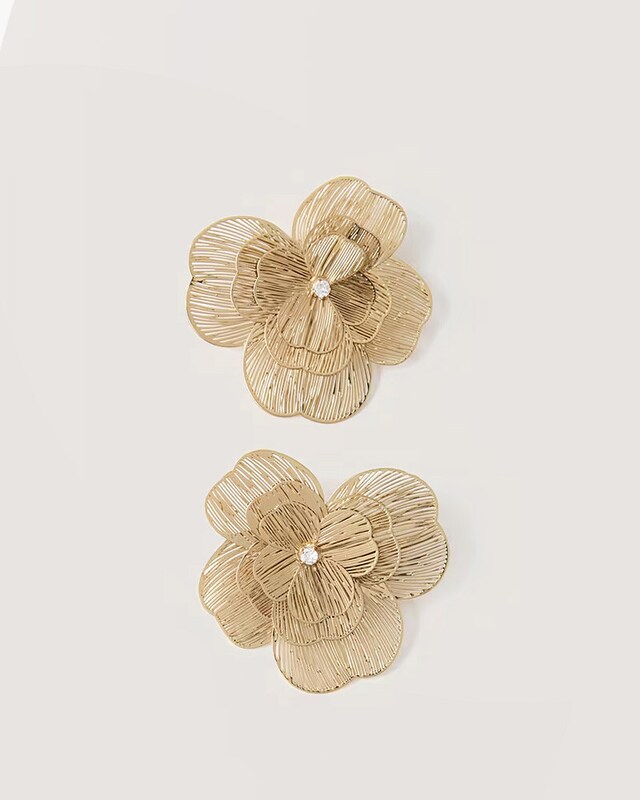 CBrincos de Filigrana com Flor CBrincos de Filigrana com Flor