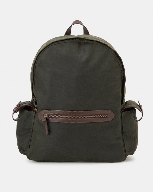 Mochilas até -50% Mochilas até -50%