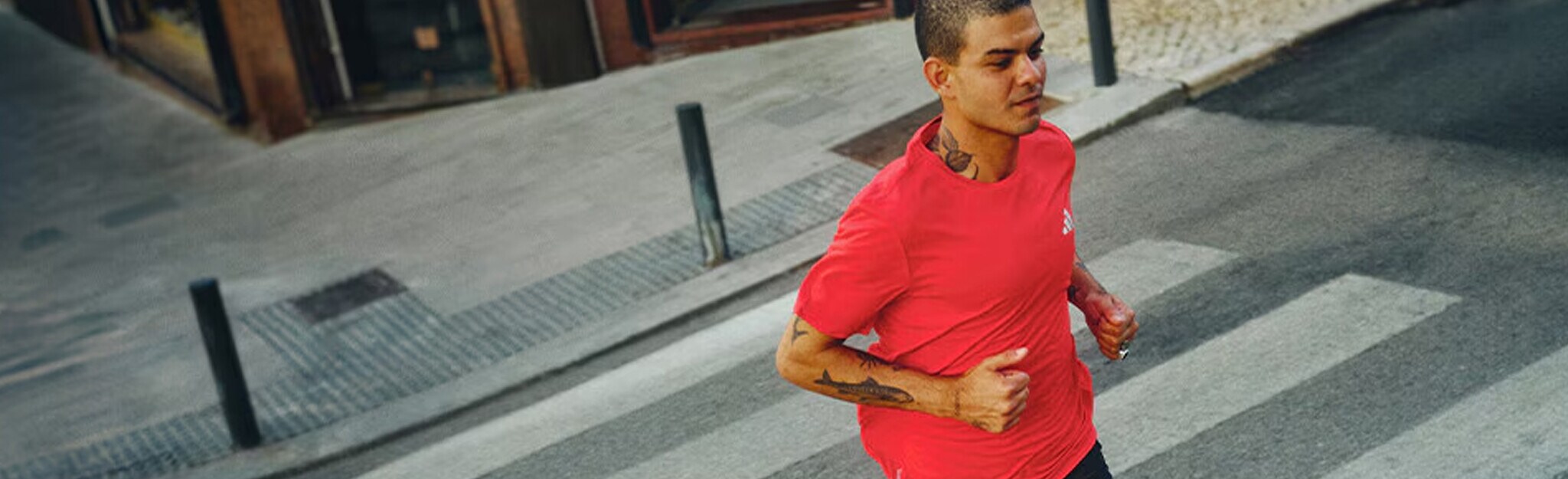 Ofertas Flash Adidas exclusivas online até -40% Ofertas Flash Adidas exclusivas online até -40%