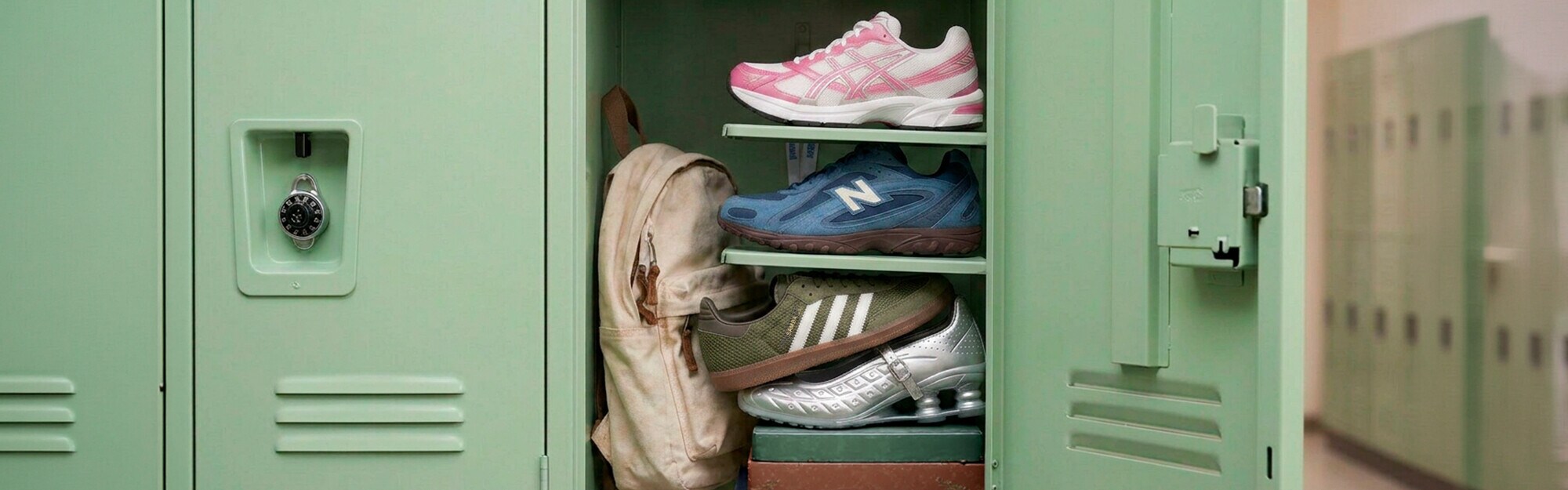 Sneaker Room Sneaker Room