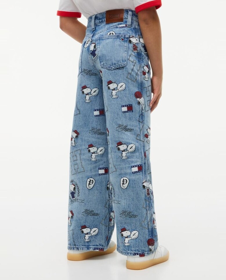 Denim Shop em Moda Infantil na loja online do El Corte Inglés. Denim Shop em Moda Infantil na loja online do El Corte Inglés.