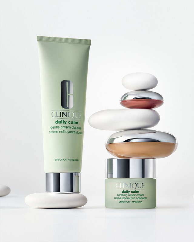 Clinique - Nuevo: Tratamiento + Maquillaje Clinique - Nuevo: Tratamiento + Maquillaje
