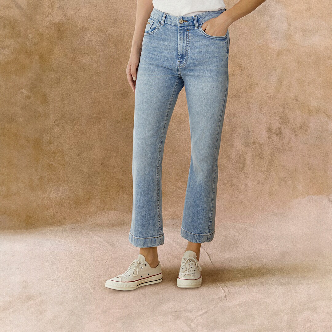 Cropped flare Cropped flare