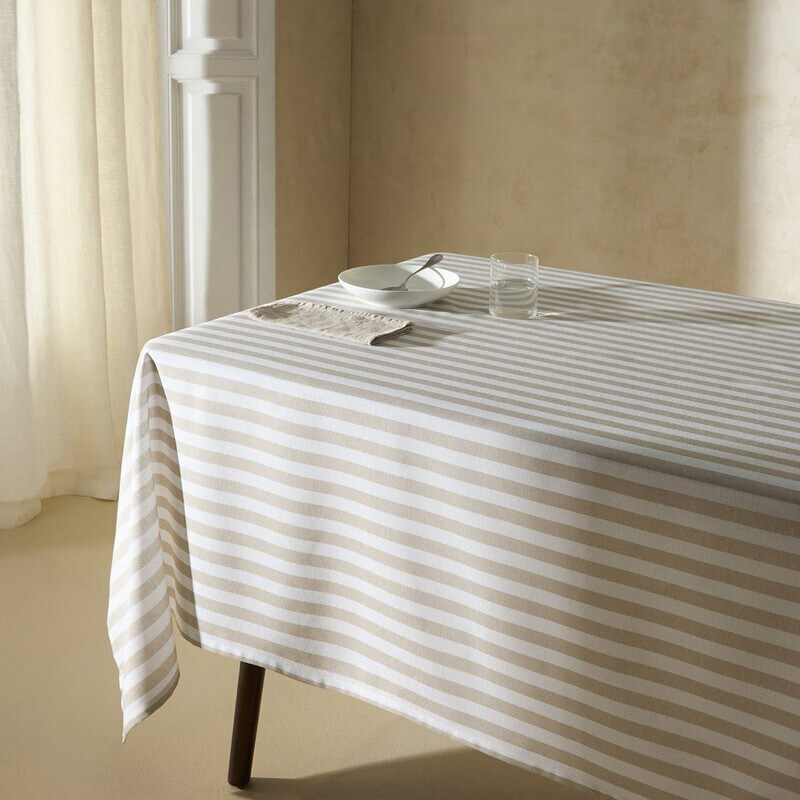 Manteles y delantales Manteles y delantales