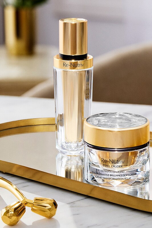 Cuidados de Rosto Mulher Cuidados de Rosto Mulher