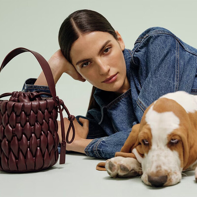 Jo & Mr. Joe Jo & Mr. Joe