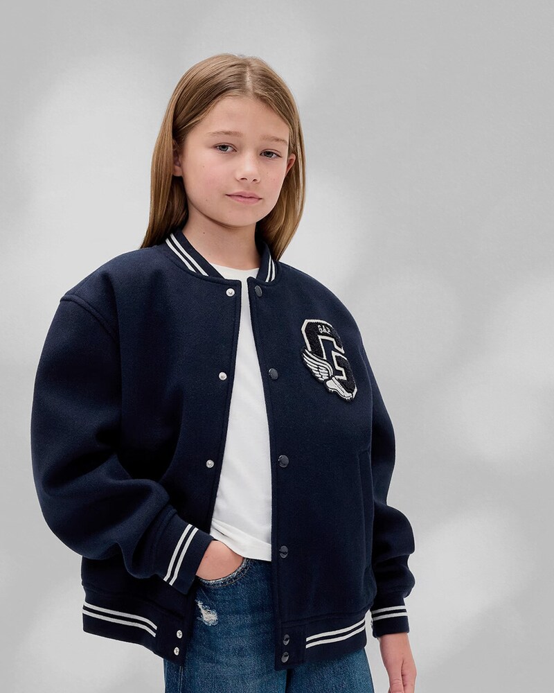 Chaquetas, pantalones, camisetas... de niña hasta -30% Chaquetas, pantalones, camisetas... de niña hasta -30%