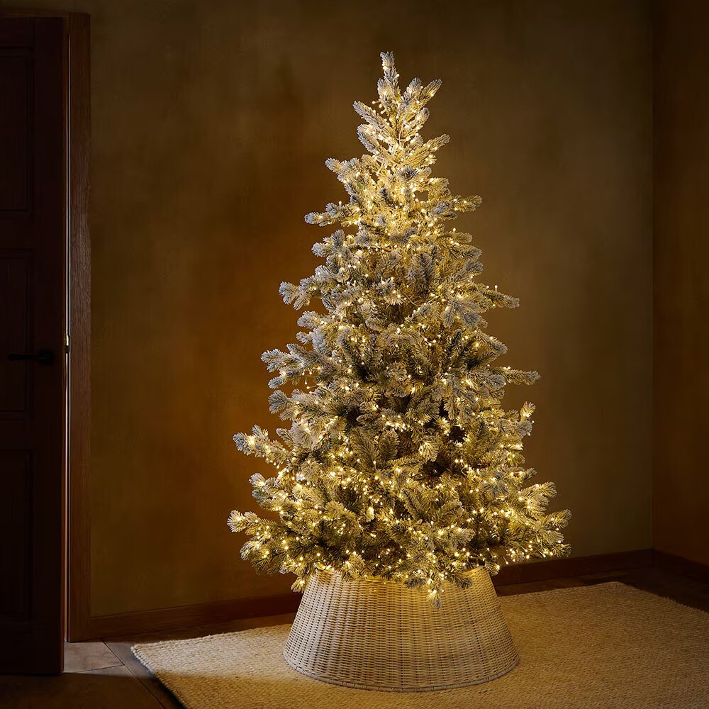 Árvores de Natal com Luzes Árvores de Natal com Luzes