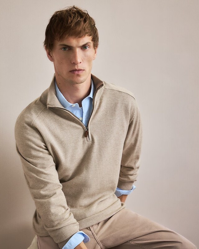 Jerséis y cárdigans de hombre hasta -40% + 15% de regalo* Jerséis y cárdigans de hombre hasta -40% + 15% de regalo*