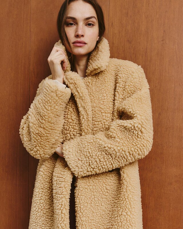 Abrigos de mujer hasta -40% + 15% de regalo* Abrigos de mujer hasta -40% + 15% de regalo*