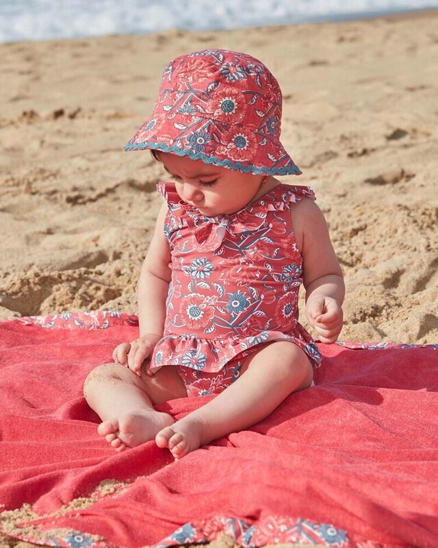 Ver seleção da tendência Matchy em Moda Banho Infantil na loja online do El Corte Inglés Ver seleção da tendência Matchy em Moda Banho Infantil na loja online do El Corte Inglés