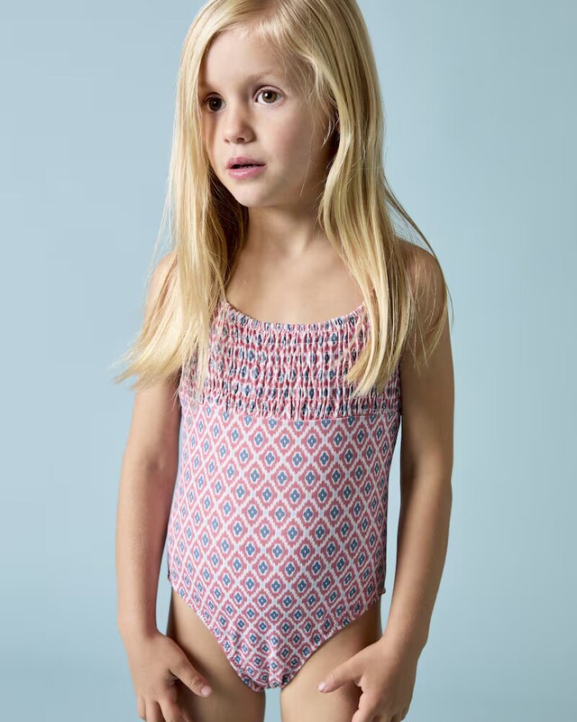 Ver seleção da tendência Retro em Moda Banho Infantil na loja online do El Corte Inglés Ver seleção da tendência Retro em Moda Banho Infantil na loja online do El Corte Inglés