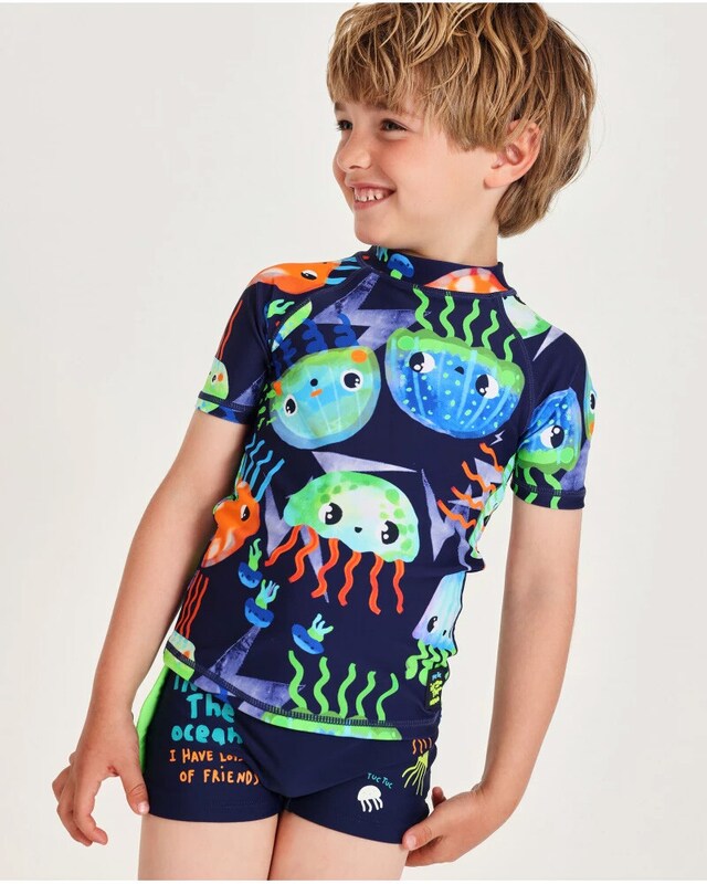 Ver seleção da tendência Proteção UV em Moda Banho Infantil na loja online do El Corte Inglés Ver seleção da tendência Proteção UV em Moda Banho Infantil na loja online do El Corte Inglés