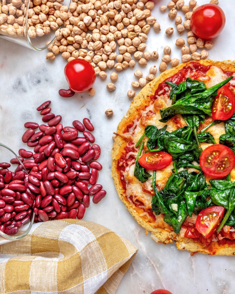 Pizza com Base de Grão-de-Bico Pizza com Base de Grão-de-Bico