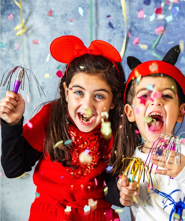 Pelucas, maquillaje, máscaras...